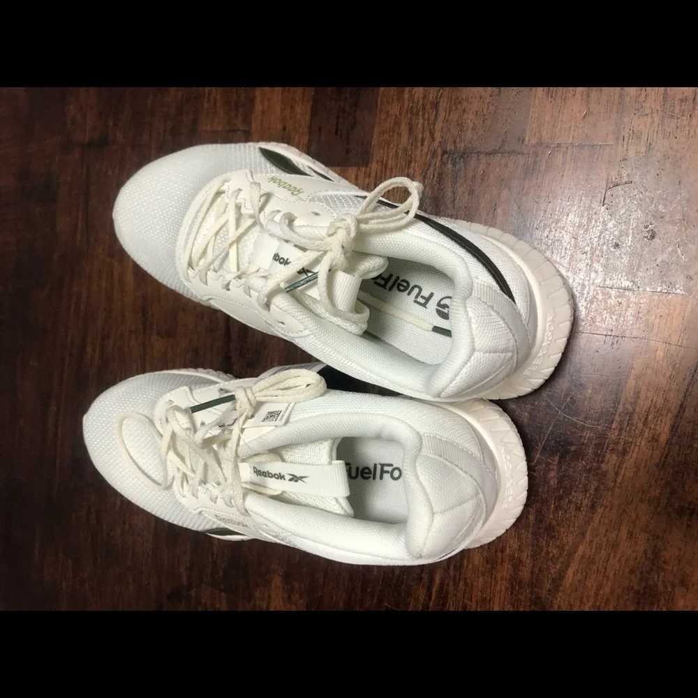 Reebok sz women’s